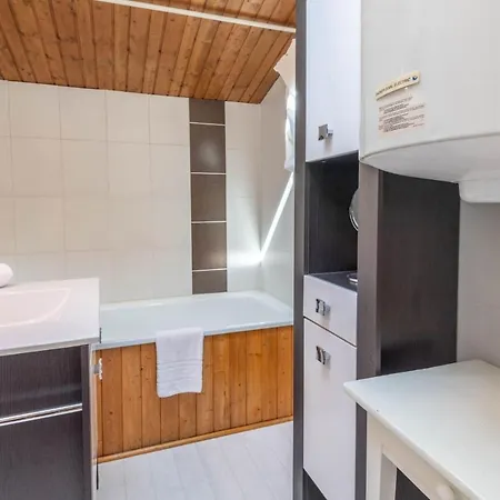 Smartstay Couttet Champion - *