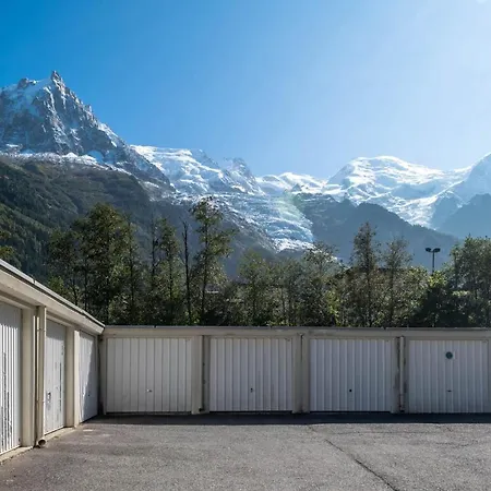 Smartstay Couttet Champion -